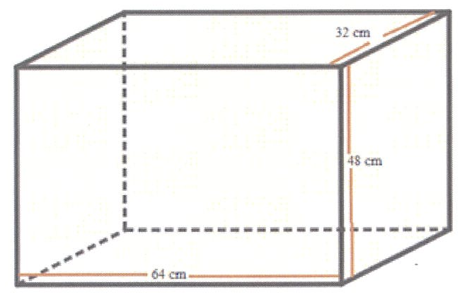 Figura 2: paralelepípedo retângulo desenhado em perspectiva, com arestas ocultas tracejadas; medidas indicadas: comprimento 64 cm, altura 48 cm e profundidade 32 cm.