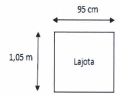 Lajota retangular com 95 cm de largura e 1,05 m de altura.