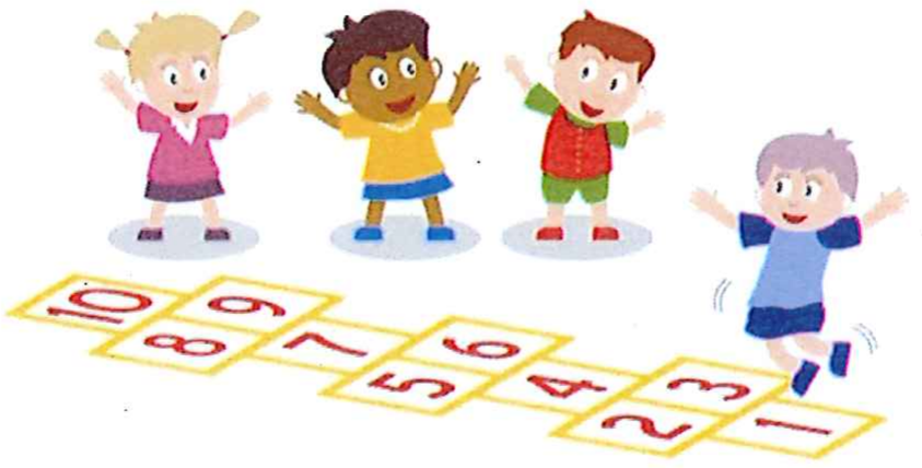 Ilustração de quatro crianças junto a uma amarelinha formada por dez quadrados numerados de 1 a 10, dispostos lado a lado e em pares.