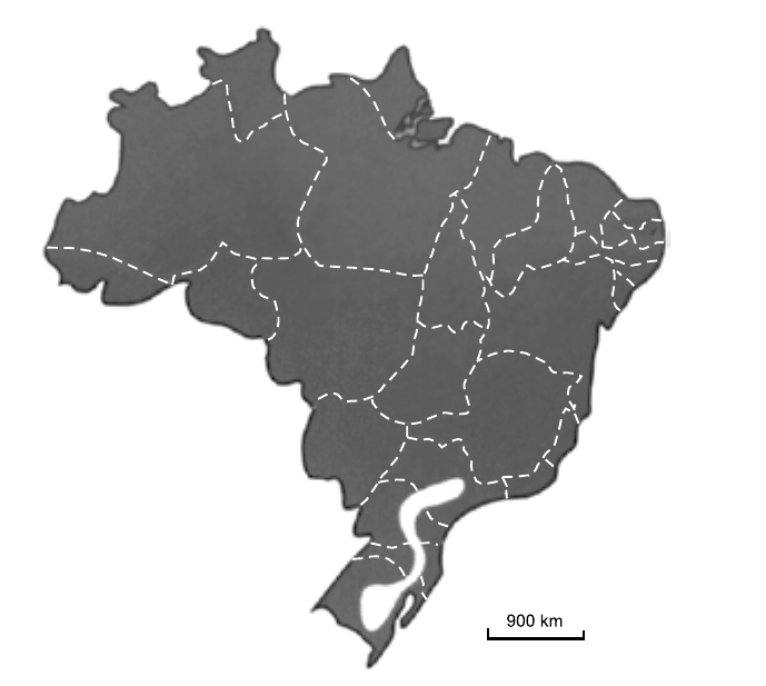 Mapa do Brasil em cinza escuro com divisas estaduais tracejadas em branco; uma faixa alongada em branco aparece no Sul do país, estendendo-se do sul de São Paulo/Paraná até o Rio Grande do Sul, na área da Bacia do Paraná. Escala de 900 km.