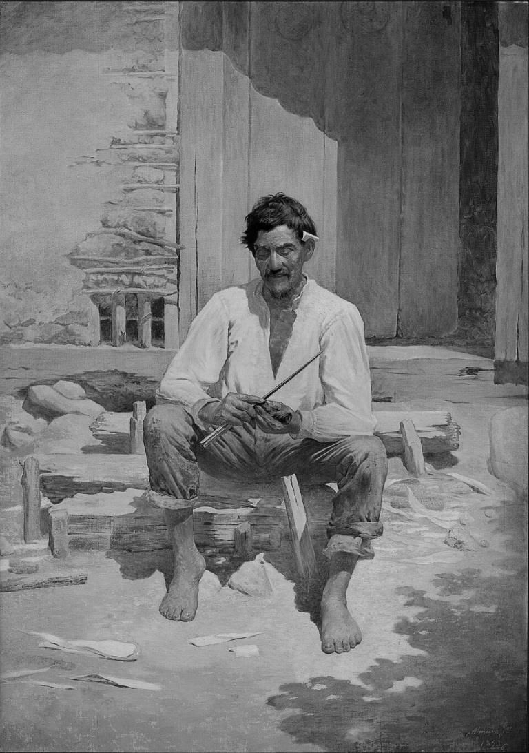Pintura em preto e branco: homem sentado num banco de madeira, descalço, de camisa clara e calça dobrada, picando fumo com uma faca, diante de uma parede de madeira de uma casa rural.