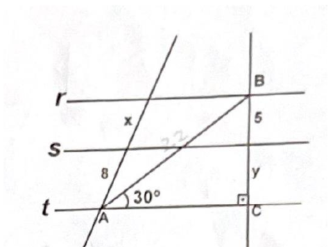 Retas paralelas r, s e t cortadas por uma transversal com segmentos x (entre r e s) e 8 (entre s e t), e por uma reta vertical com segmentos 5 (entre r e s) e y (entre s e t); triângulo ABC retângulo em C, com A sobre t, B sobre r, ângulo de 30° em A e hipotenusa AB marcada com 22.