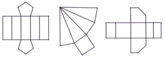 Planificações: prisma hexagonal (retângulos lado a lado com dois hexágonos); figura em leque formada por vários triângulos com um quadrado; cruz de retângulos com dois trapézios nas extremidades da faixa vertical.