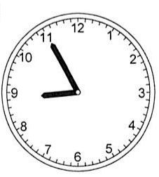 Relógio analógico com o ponteiro das horas apontando para o 9 e o ponteiro dos minutos apontando para o 11.