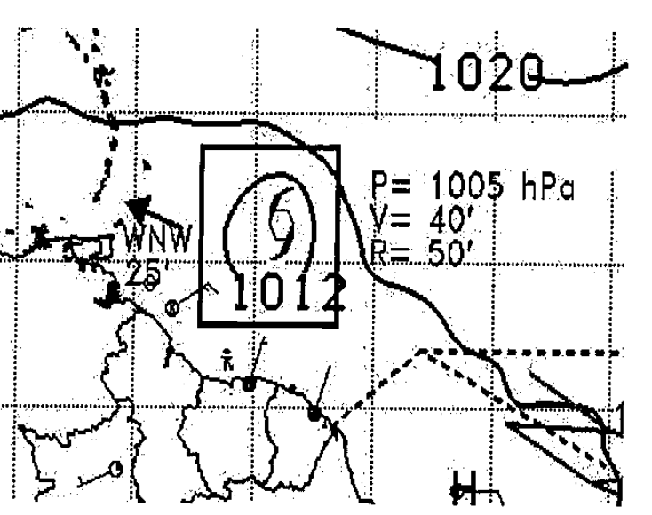 Trecho de carta sinótica com isóbara de 1020 hPa ao norte, linha costeira e sistemas frontais. Em destaque, um retângulo contém o símbolo de ciclone tropical e o valor 1012; ao lado, as anotações P= 1005 hPa, V= 40' e R= 50'. À esquerda, seta de deslocamento com WNW 25'. No canto inferior direito, uma alta marcada com H.