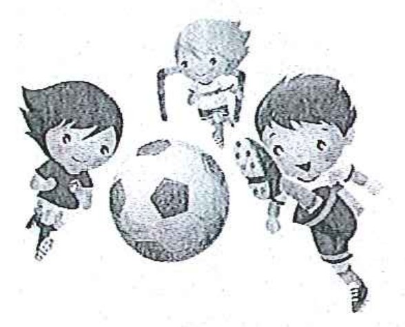 Ilustração em tons de cinza de três crianças brincando com uma bola de futebol.